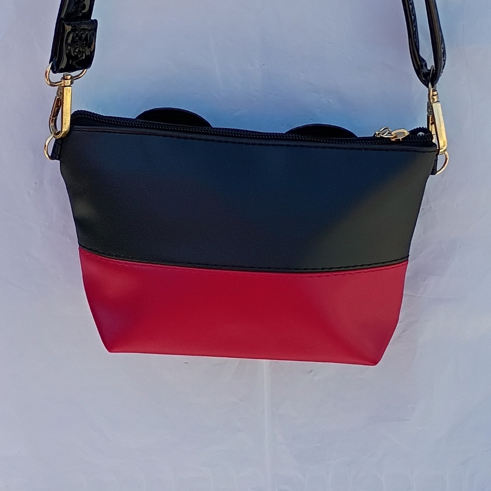 Minnie Mouse Ears Red Black Crossbody Wristlet Adjustable Straps Zipper Closure - Picture 4 of 9